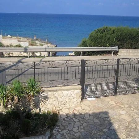 Don Vito Vila Torre Suda